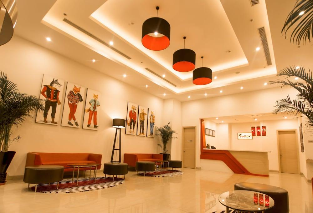 Red Fox By Lemon Tree Hotels, Sector 60, Gurugram Gurgaon Bagian luar foto