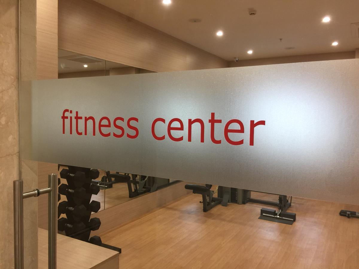 Red Fox By Lemon Tree Hotels, Sector 60, Gurugram Gurgaon Bagian luar foto